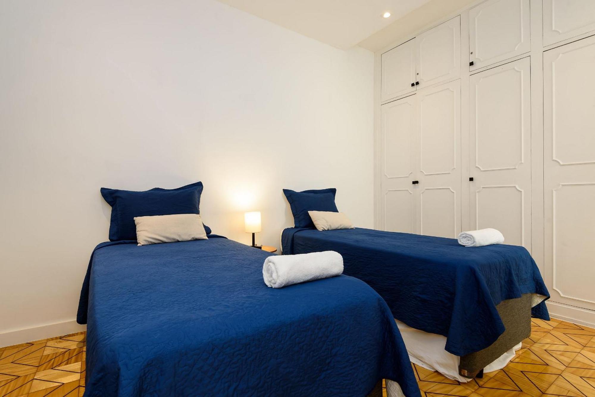 2 Quartos A 600m Da De Ipanema | Bc 33/303 Apartamento *